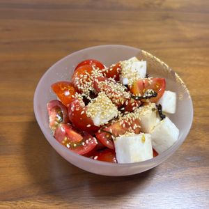 こむぎの作ってみた!投稿(トマトとはんぺんのうま塩昆布和え)