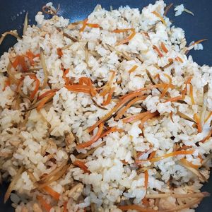 りょうままちかの作ってみた!投稿(生徒完食！ごぼうたっぷり鶏ごぼうご飯)
