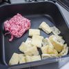 だし醤油で味付け「薄揚げと豆腐のカリカリ春雨炒め」の下準備