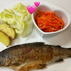 (・∀・)コロンの作ってみた!投稿(【腸活作り置き】パパッと5分🥕人参の塩麹ラペ)