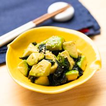 【5分レシピ】アボカドと海苔のわさび醤油あえ