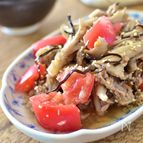 【舞茸とトマトの腸活塩こん和え】冷やしてやみつき♪