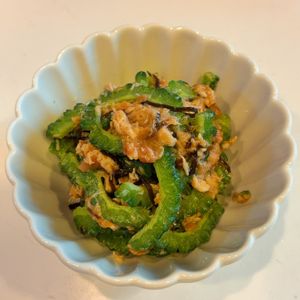みわの作ってみた!投稿(無限ゴーヤ！サバ缶と梅塩昆布デリ)
