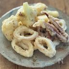 カリフラワーとイカのスパイス揚げ