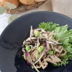 しっとりゆで鶏とごぼうのマスタードサラダ