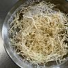 切り干し大根のポテサラ風の工程1