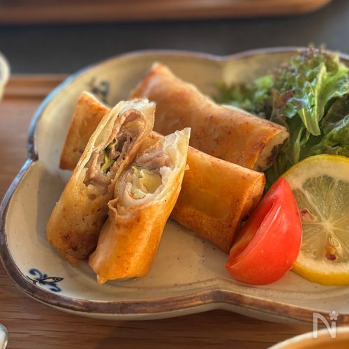 豚肉とズッキーニのくるくるチーズ春巻き