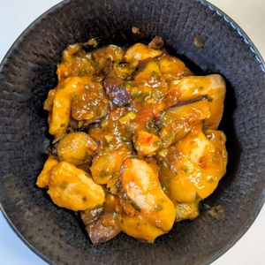 にゃんこの手の作ってみた!投稿(【鶏むね肉と茄子のチリソース】ご飯がすすむ！おうち中華♡)