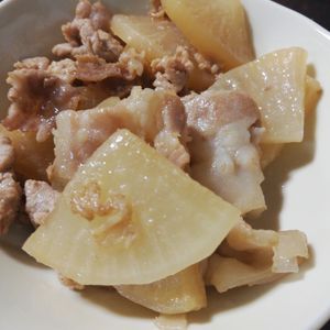 翔ママの作ってみた!投稿(『豚バラ大根』フライパンで10分♪味がしみしみ♡)