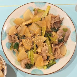 milkの作ってみた!投稿(ごま油香る 豚こま大根のぽん酢炒め)