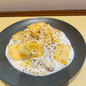 金の作ってみた!投稿(桃とチーズの組み合わせが最高‼︎『桃のブッラータチーズ風』)