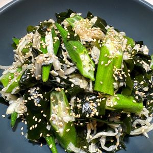 楽ラク手抜キッチン🐶🐾の作ってみた!投稿(切り干し大根とオクラとわかめ《腸活♡中華サラダ》)