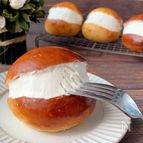失敗なし！さっぱり生クリームでペロリと食べれるマリトッツォ