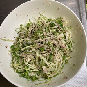 そら・ゆずの作ってみた!投稿(鯖缶で簡単1品！お箸止まらない【水菜と大根のわさびマヨ和え】)