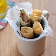 カニかまとえのきだけのミニ春巻き
