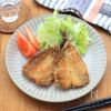 イワシが“ごちそう”になる。子どもが取り合うチーズパン粉焼き