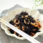あと1品【5分レシピ】ちくわとひじきの炒め煮