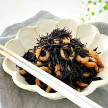 あと1品【5分レシピ】ちくわとひじきの炒め煮