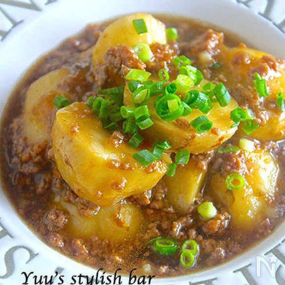 ホクホクねっとり♪ご飯がすすむ♪『里芋の甘辛♡そぼろ煮』