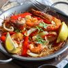 パスタで作るパエリア【海老とイカのフィデウア】休日ランチに♪