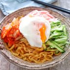中華めんでビビン麺♩韓国風！甘辛！冷たい麺！麺を和えるだけ