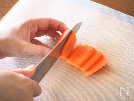 世のズボラーは必見 ダイソーのまな板シート 編集部のお気に入り レシピサイト Nadia ナディア プロの料理家のおいしいレシピ