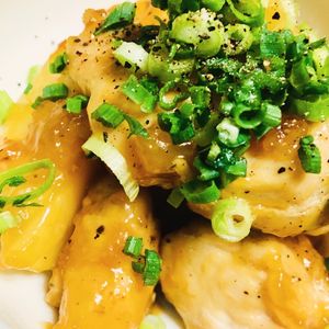 YOKO.TNKの作ってみた!投稿(ワンパン15分！鶏むね肉と新じゃがのガーリックバター醤油炒め)