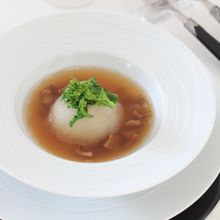 出汁香る 新玉ねぎ丸ごとスープ
