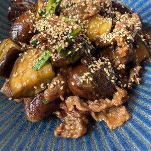 コタの作ってみた!投稿(ご飯が進む‼︎『茄子と牛こまのオイスター炒め』丼にも♪)