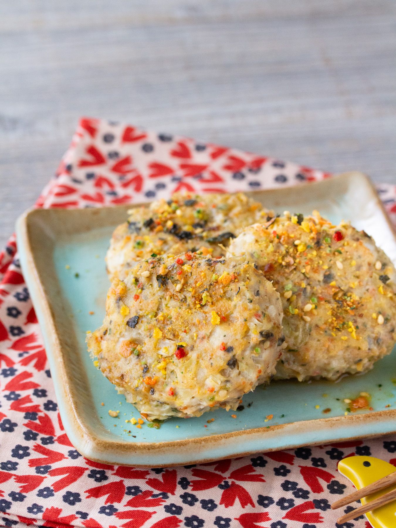 緑黄野菜ふりかけで♪カラフル鶏つくね | レシピサイトNadia