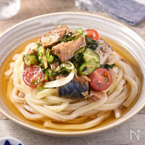 鯖缶ときゅうりのさっぱり冷やしうどん│火を使わず缶詰でコク旨