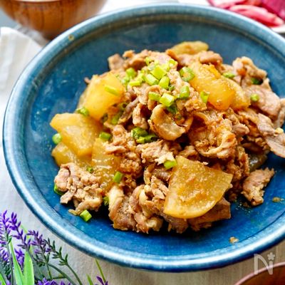 作り置きにも♪大根と豚こまの煮物