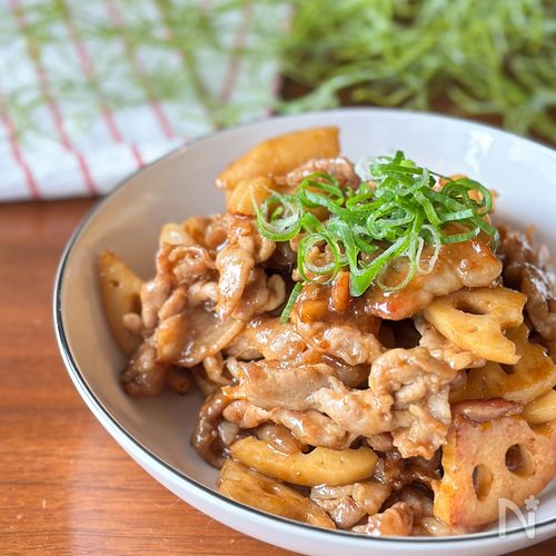 ご飯が止まらん「豚とれんこんの濃厚味噌ダレ」