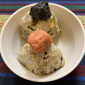 1178254の作ってみた!投稿(のりとチーズのうま味たっぷりおにぎり)