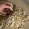 ヘルシーで大満足◎【もやしの米粉お好み焼き】の工程1