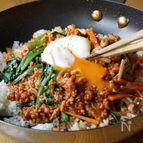 ワンパン、野菜たっぷり【石焼風ビビンバ】