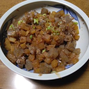 ももの作ってみた!投稿(【大根とこんにゃくのおかか炒め】コスパ抜群すぎ！節約副菜♪)