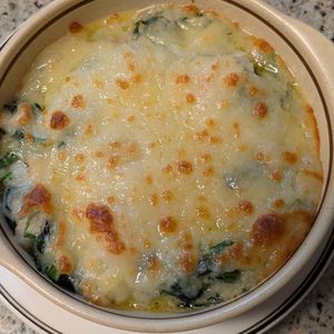 かめちゃん🐢の作ってみた!投稿(【里芋とほうれん草のグラタン】小麦粉不要♪レンジで簡単絶品)