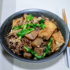牛肉と厚揚げ、ちぎりこんにゃくの煮物