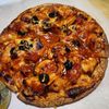 ナムディの作ってみた!投稿(【BBQホットチキンピザ】一味を使ってピリ辛！おうちで本格)
