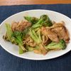 あすかの作ってみた!投稿(鶏肉とブロッコリーのうま塩ガーリック炒め🤩🍺)
