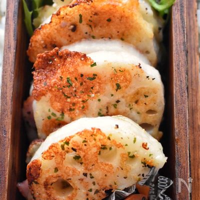 あと1品という時に♡シャキうま♡蓮根のチーズベーコン焼き♡