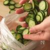 水戻し不要!きゅうりとわかめの酢の物の工程1
