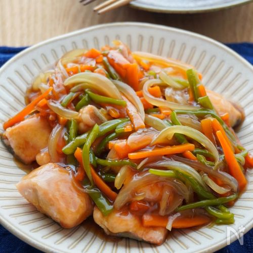 彩りきれい♪秋鮭のたっぷり野菜あんかけ