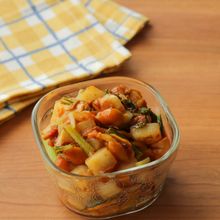 材料2つ！なめことかぶの梅おかか炒め【簡単副菜】
