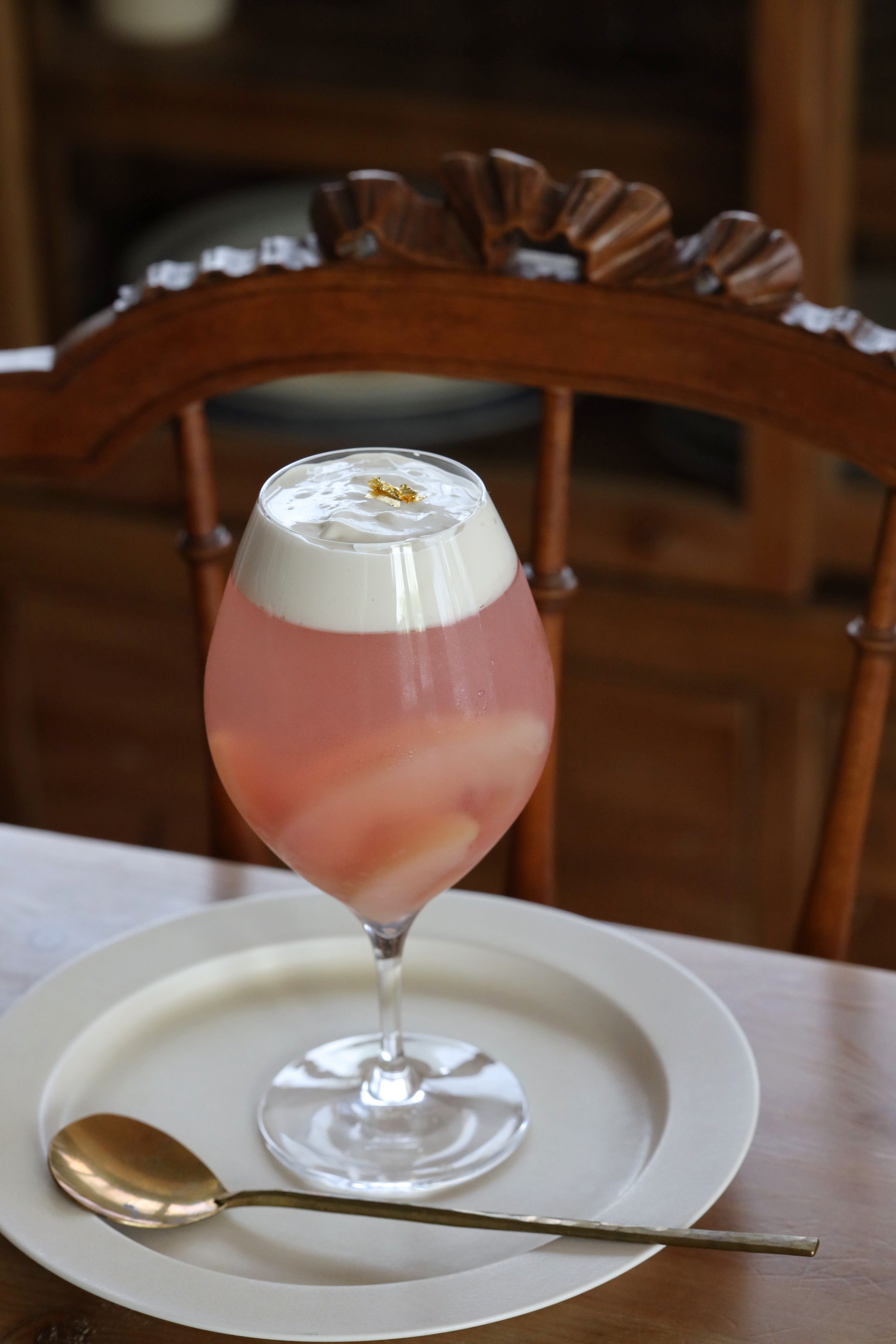 チーズクリームはのせるだけ！【ほんのりピンクの桃ゼリー】 | レシピ