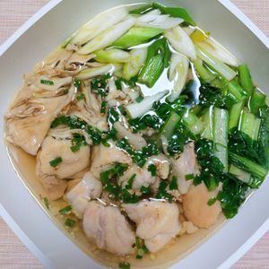 よっこの作ってみた!投稿(鶏と舞茸と小松菜の旨だし鍋)