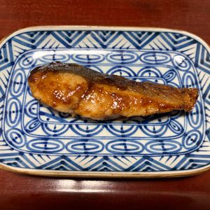 りんごの作ってみた!投稿(【旬おかず】甘辛いタレでごはんも進む！鰆の照り焼き)