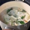 つるんとおいしい♡【豚肉とたっぷり野菜のワンタンスープ】の工程2