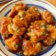 ワンパン10分！【鶏肉の甘酢胡麻炒め】ご飯すすむ♩